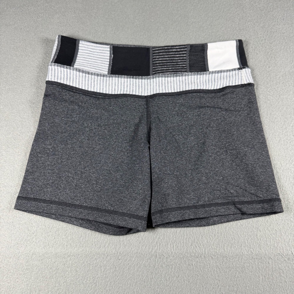 Lululemon Heathered Gray Patchwork Waistband Athletic Shorts Size 4 2.5" Inseam